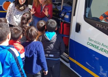La Unidad de Gestión Clínica de Benaoján acoge una visita escolar de alumnos de educación infantil al centro de salud