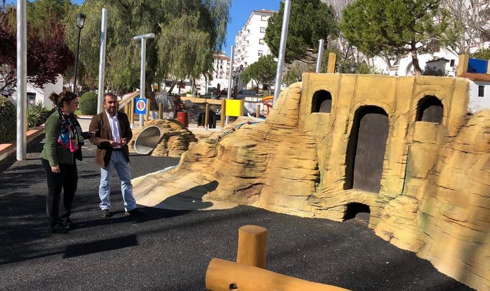 El Ayuntamiento condena los actos vandálicos en la ‘Pequeña Ronda’, antes incluso de abrirse al público