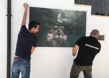 Las delegaciones de Ocupación de Vía Pública y Turismo ponen en marcha una exposición de Ana Becerra