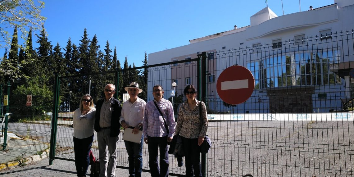 La Plataforma Nuevo Hospital-en Defensa de la Sanidad Pública en la Serranía, prosigue con distintas acciones en demanda de la construcción de un centro sociosanitario en los terrenos del antiguo hospital comarcal