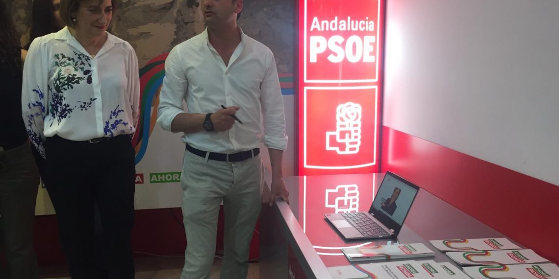 El PSOE presenta el programa electoral para los comicios municipales bajo el lema «Ahora Ronda»
