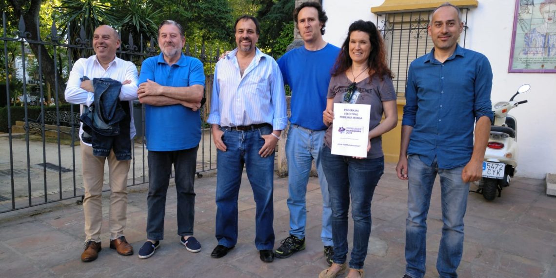 Cordero pide el voto a los rondeños y promete, entre otras cosas, apostar por la Universidad y la educación para revitalizar la economía local