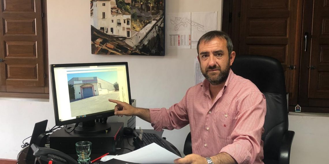 El Ayuntamiento anuncia la implantación de una nueva superficie comercial que invertirá 800.000 euros