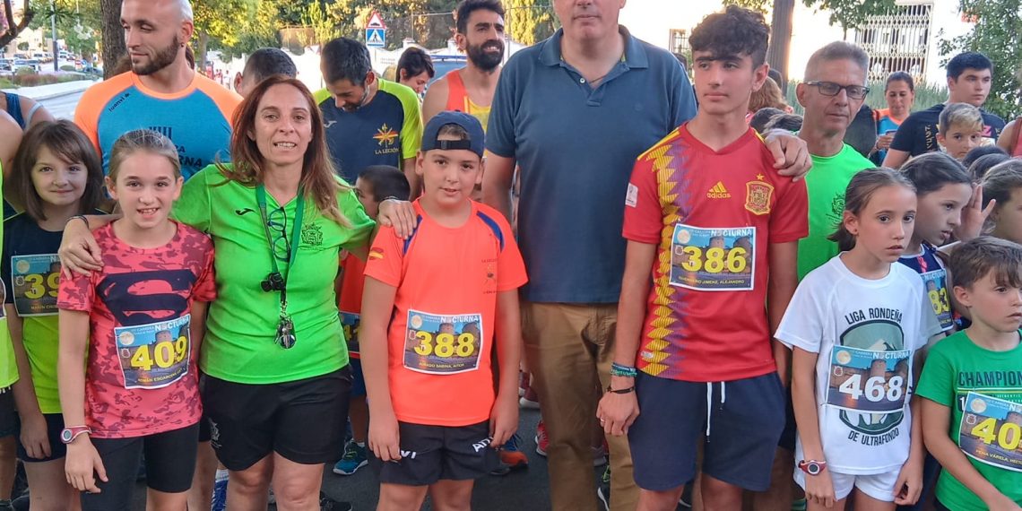 Extraordinario ambiente en la VIII edición de Carrera Nocturna ‘Ciudad de Ronda’ celebrada anoche