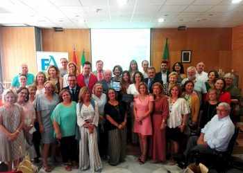 La Consejería de Salud y Familias pone  en funcionamiento la nueva plataforma  Web y la APP “Familias”