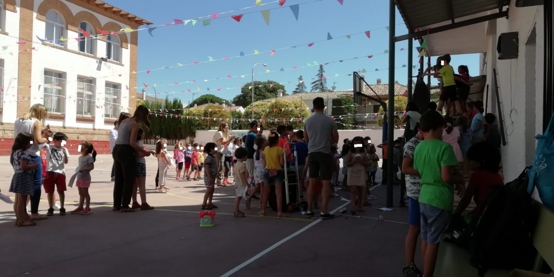 EDUCACIÓN ESTUDIA AMPLIAR LA ESCUELA DE VERANO DEL COLEGIO JUAN CARRILLO AL MES DE AGOSTO TRAS EL ÉXITO DE PARTICIPACIÓN