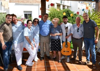 LA RESIDENCIA DE ANCIANOS DE FARAJÁN ORGANIZÓ UNA ACTUACIÓN FLAMENCA