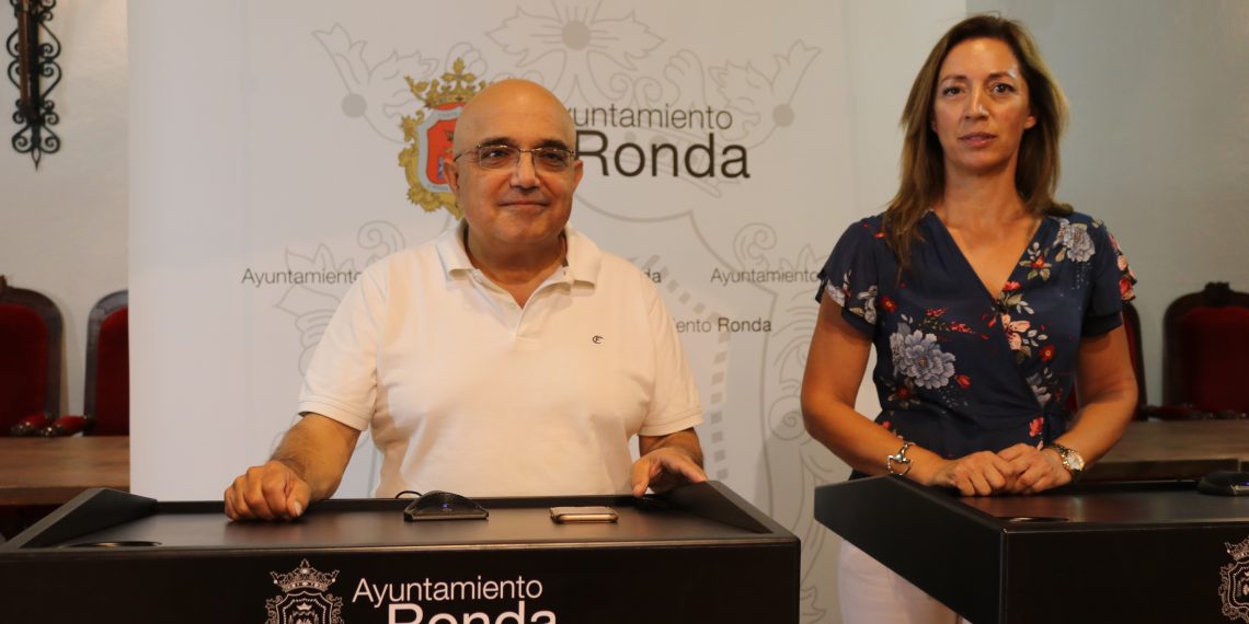 EL AYUNTAMIENTO Y EL CLUB HÍPICO DE RONDA  PRESENTAN 	EL  XII  CONCURSO 	DE  INDUMENTARIA Y ATALAJE DE LA FERIA 2019