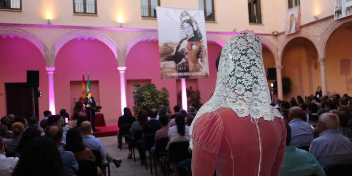 RONDA INICIA LA PROGRAMACIÓN OFICIAL DE LA FERIA CON LA PRESENTACIÓN DE CARTELES, REVISTA Y NOMBRAMIENTO DE LAS GOYESCAS