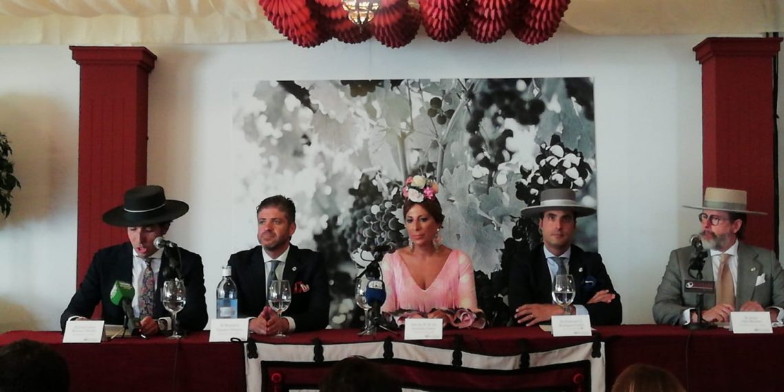 INTENSA ACTIVIDAD EN LAS PEÑAS EN EL PRIMER DÍA DE LA FERIA DE RONDA CON LA ENTREGA DE PREMIOS TRADICIONALES EN LOS FESTEJOS