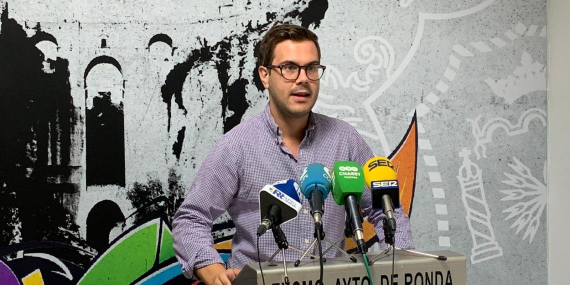 Presentados los talleres socioculturales del Ayuntamiento de Ronda para el curso 2019-2020