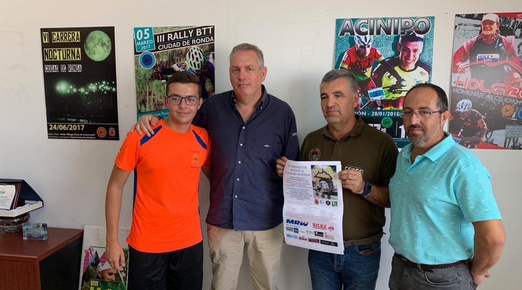 Deportes y el Club La Encina presentan el IX Torneo de Petanca ‘Ciudad Soñada’