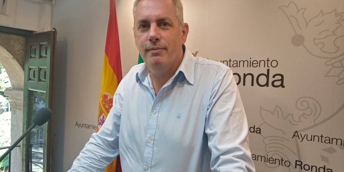 EL DELEGADO DE DEPORTES Y JUVENTUD RESUME LA LABOR REALIZADA DURANTE LOS PRIMEROS CIEN DÍAS DE GOBIERNO