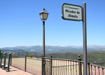 PUJERRA SE ASOMA AL MIRADOR DE ALMOLA