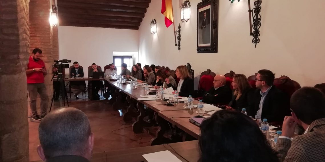El Ayuntamiento celebra la sesión plenaria de octubre con 16 puntos en el orden del día