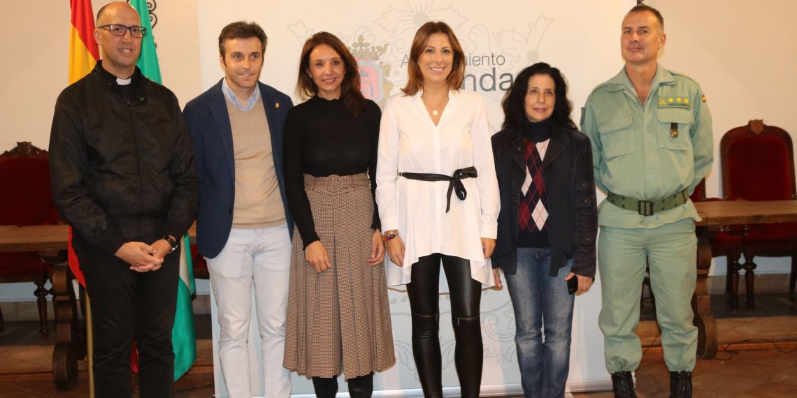 EL AYUNTAMIENTO PRESENTA A LAS PERSONAS QUE ENCARNARÁN A LOS REYES MAGOS Y A LA CARTERA REAL DURANTE ESTAS NAVIDADES