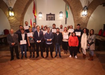 UN GRUPO DE ESTUDIANTES ALEMANES REALIZAN SUS PRÁCTICAS LABORALES EN VARIAS EMPRESAS DE RONDA