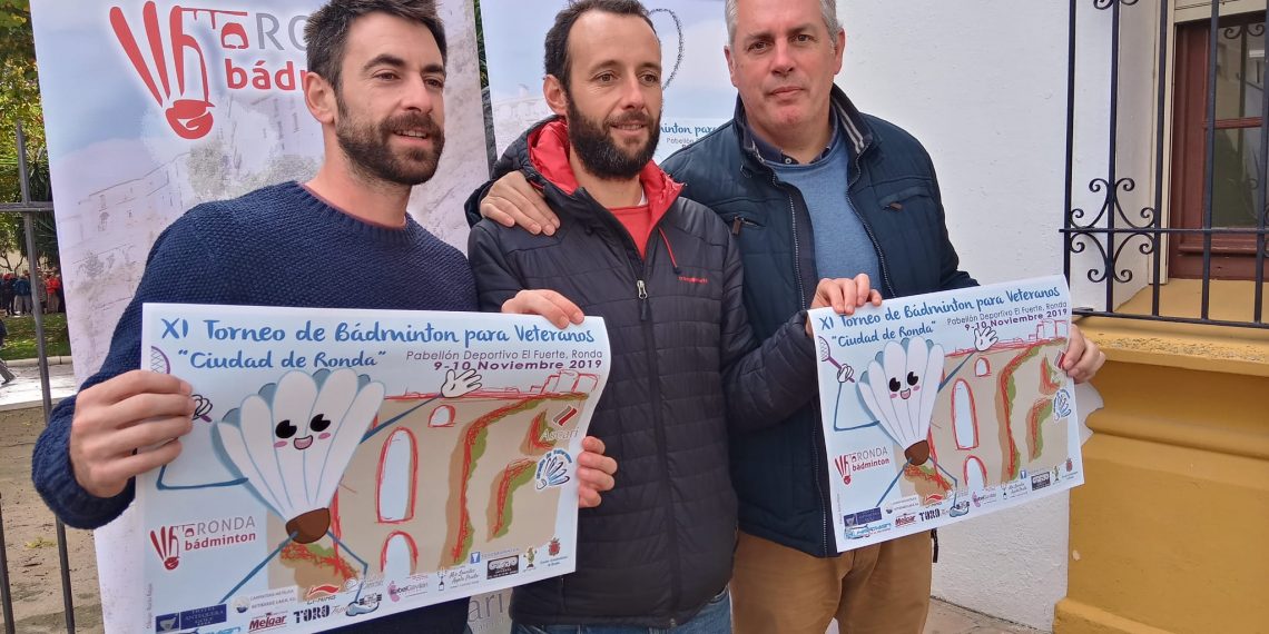 EL ÁREA DE DEPORTES COLABORA CON EL CLUB DE BÁDMINTON ASCARI RONDA EN EL XI TORNEO PARA VETERANOS