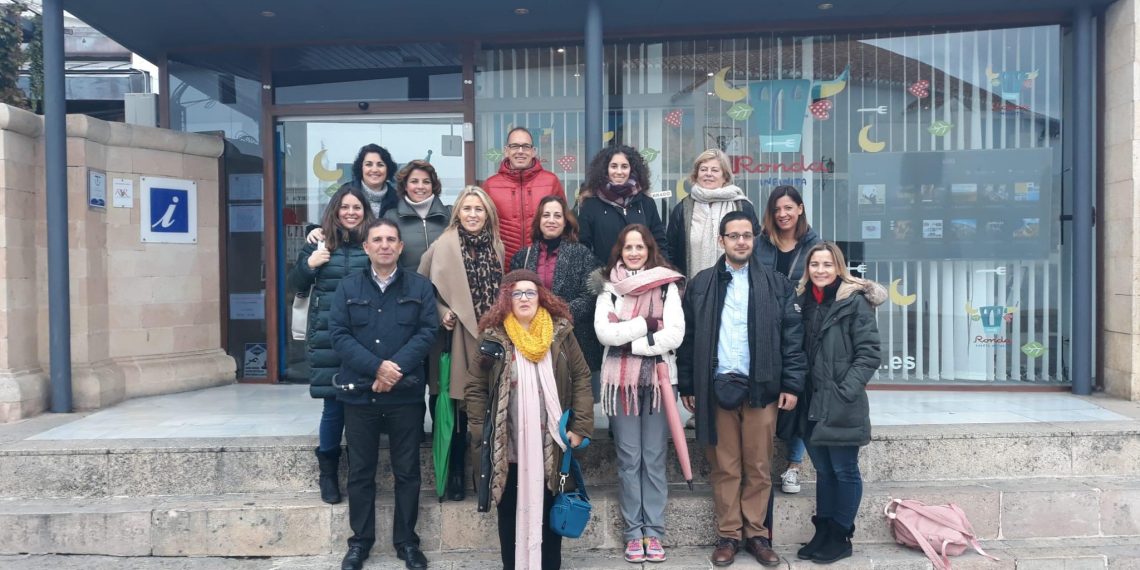 Turismo difunde las excelencias del destino Ronda entre profesionales del sector en la provincia