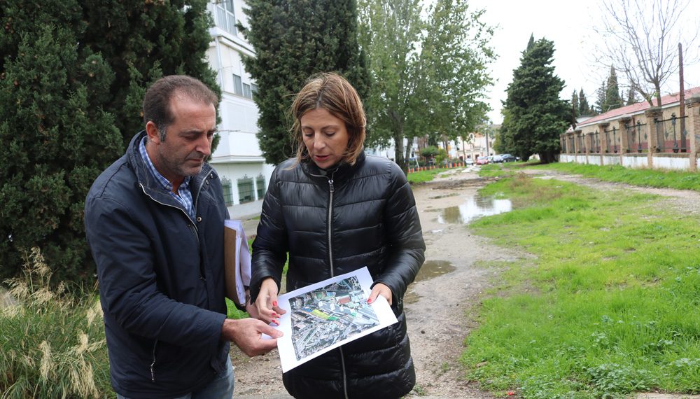 EL AYUNTAMIENTO Y ADIF RECUPERAN EL CONVENIO PARA CREAR NUEVOS APARCAMIENTOS EN EL ‘CAMPO DEL NENE’