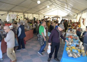 ALPANDEIRE PRESENTA LA III EDICIÓN DE SU MERCADILLO NAVIDEÑO