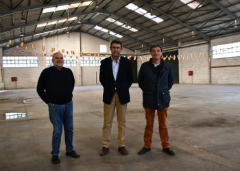 EL DELEGADO TERRITORIAL DE DESARROLLO SOSTENIBLE TOMA NOTA DE LAS NECESIDADES DE ALGATOCÍN