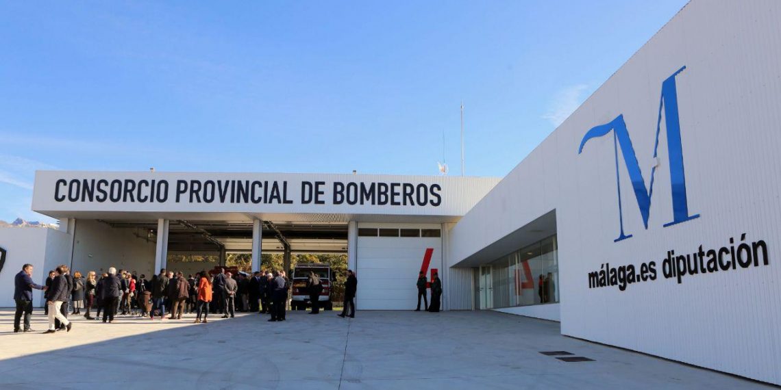 Adelante Málaga exige a la Junta más dotación para parques de bomberos y mejoras en los ya existentes en la provincia