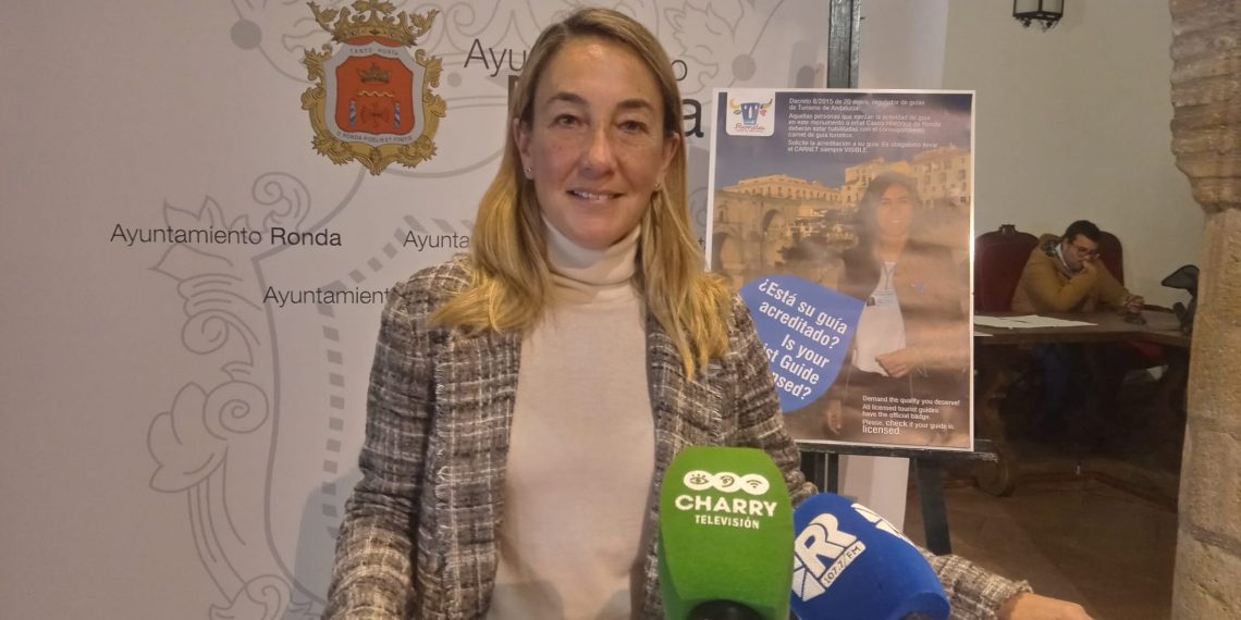 Turismo pone en marcha una campaña para combatir el intrusismo profesional de guías turísticos no acreditados