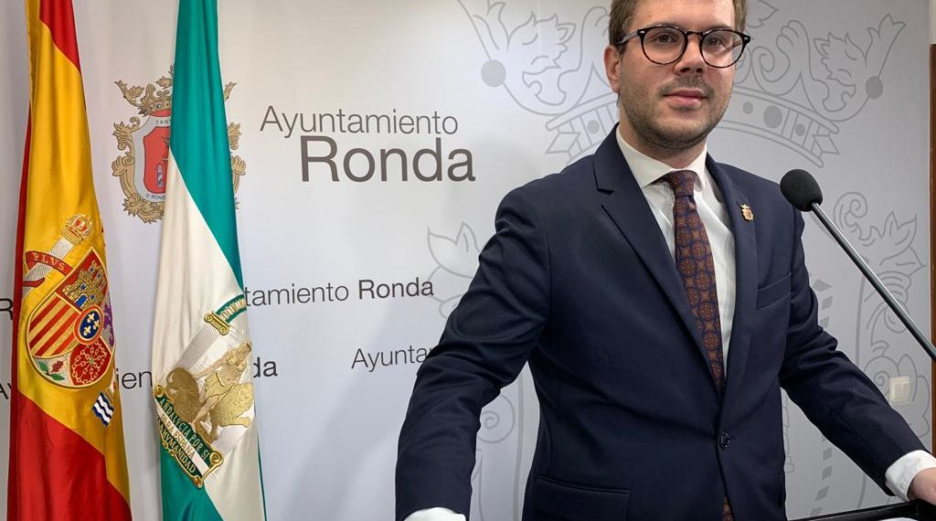 LA BIBLOTECA COMARCAL AUMENTARÁ POR PRIMERA VEZ SU HORARIO ESTAS NAVIDADES PARA DAR SERVICIO A LOS ESTUDIANTES