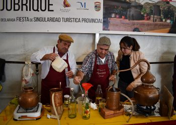 ROTUNDO ÉXITO DEL VII CONCURSO DE AGUARDIENTE DE JUBRIQUE
