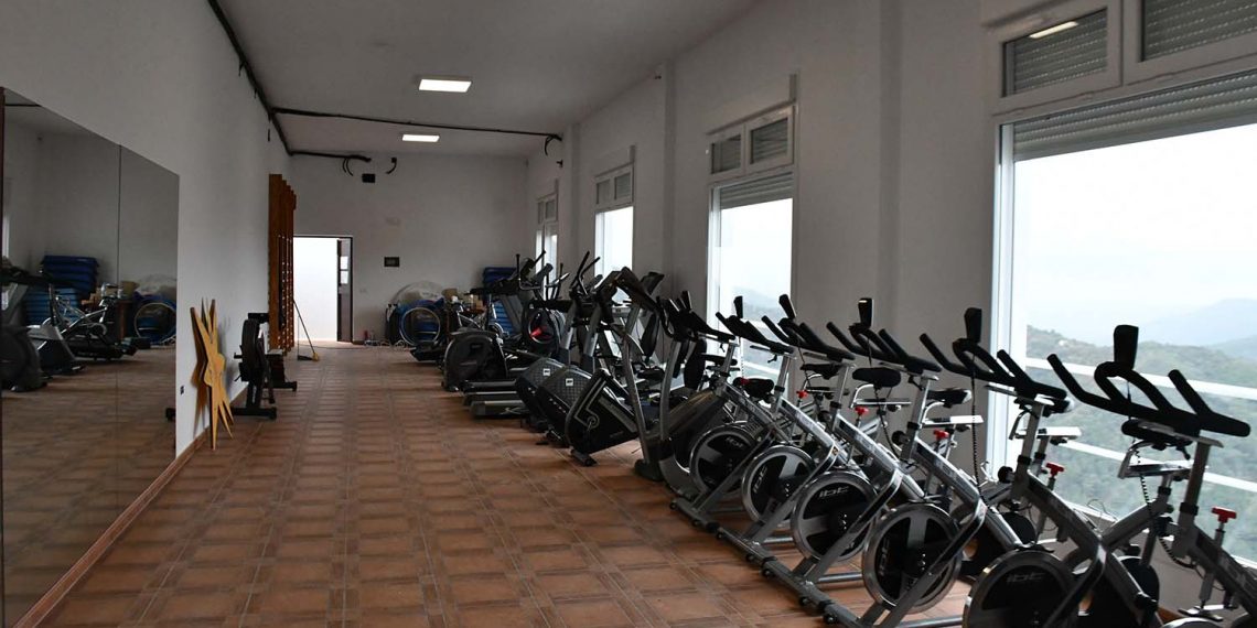 GENALGUACIL ACOMETE LA 3ª FASE DE MEJORAS EN SU GIMNASIO MUNICIPAL