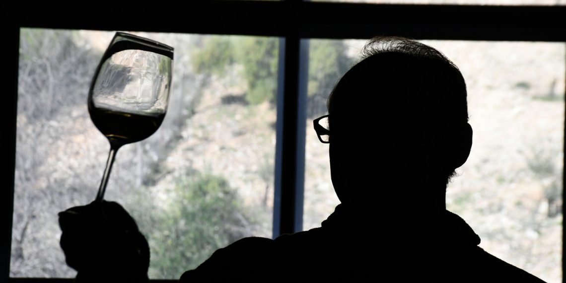 ALPANDEIRE ACOGIÓ UNA CATA DE VINOS SOLIDARIA