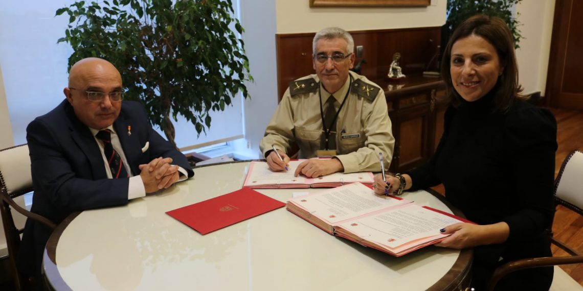 AYUNTAMIENTO Y DEFENSA FIRMAN EL PROTOCOLO POR EL QUE LOS TERRENOS DEL CUARTEL DE LA CONCEPCIÓN SERÁN MUNICIPALES