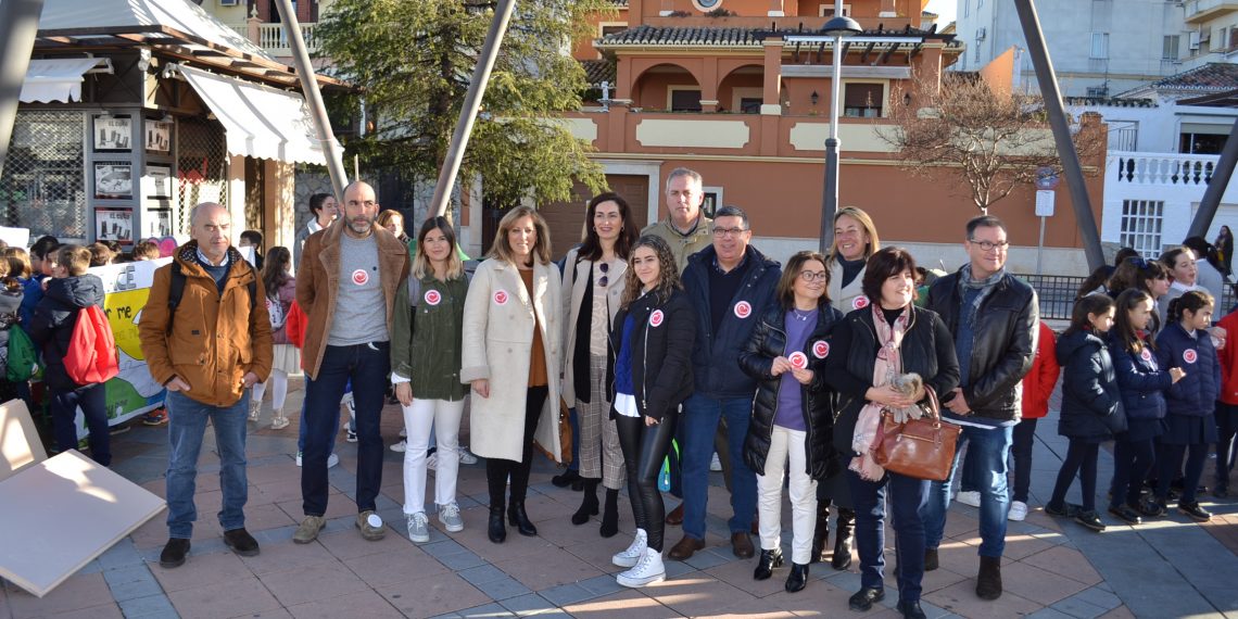 CIENTOS DE ESCOLARES DE VARIOS COLEGIOS DE LA CIUDAD CELEBRAN CON DIFERENTES ACTIVIDADES EL DÍA MUNDIAL DE LA PAZ