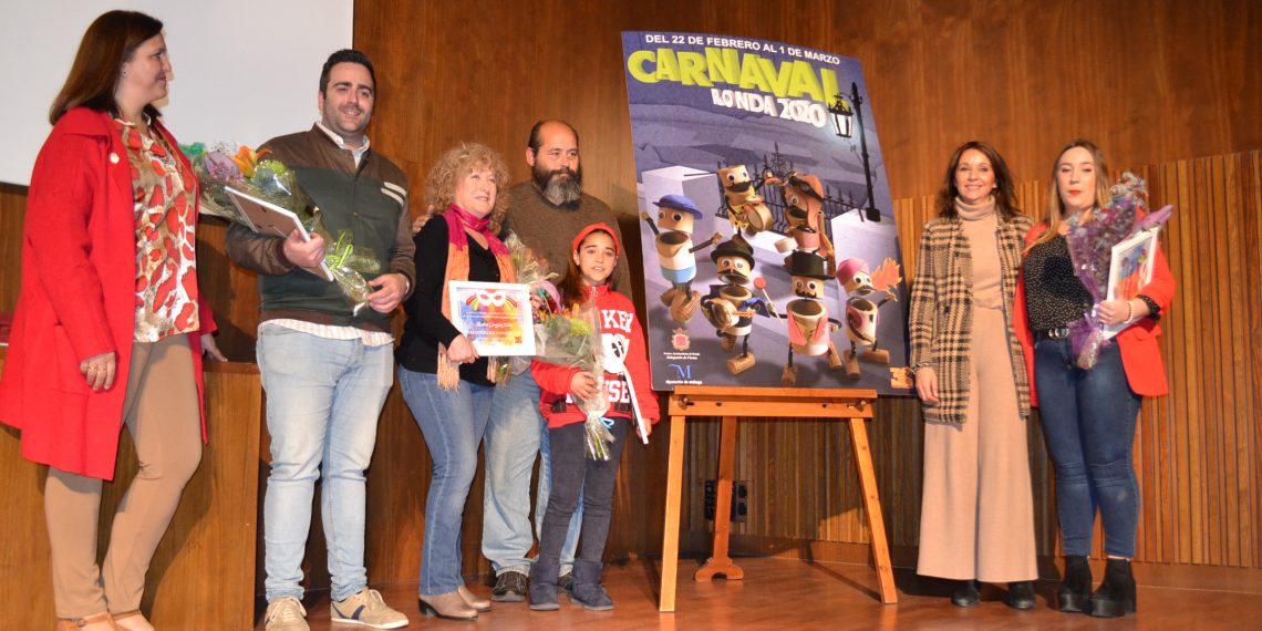 EL AYUNTAMIENTO Y LA ASOCIACIÓN CULTURAL CARNAVALESCA PRESENTAN EL CARTEL Y A LOS PROTAGONISTAS DEL CARNAVAL 2020
