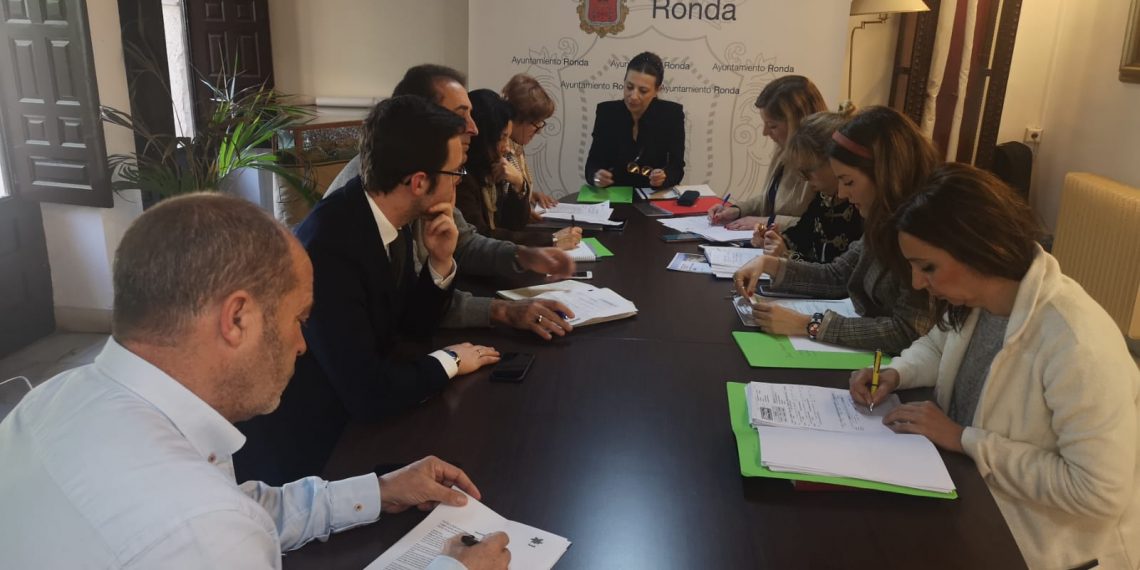 LA JUNTA DE GOBIERNO LOCAL APRUEBA PARTIDAS PARA DIFERENTES ACTUACIONES EN LA CIUDAD Y ADQUISICIÓN DE MATERIAL