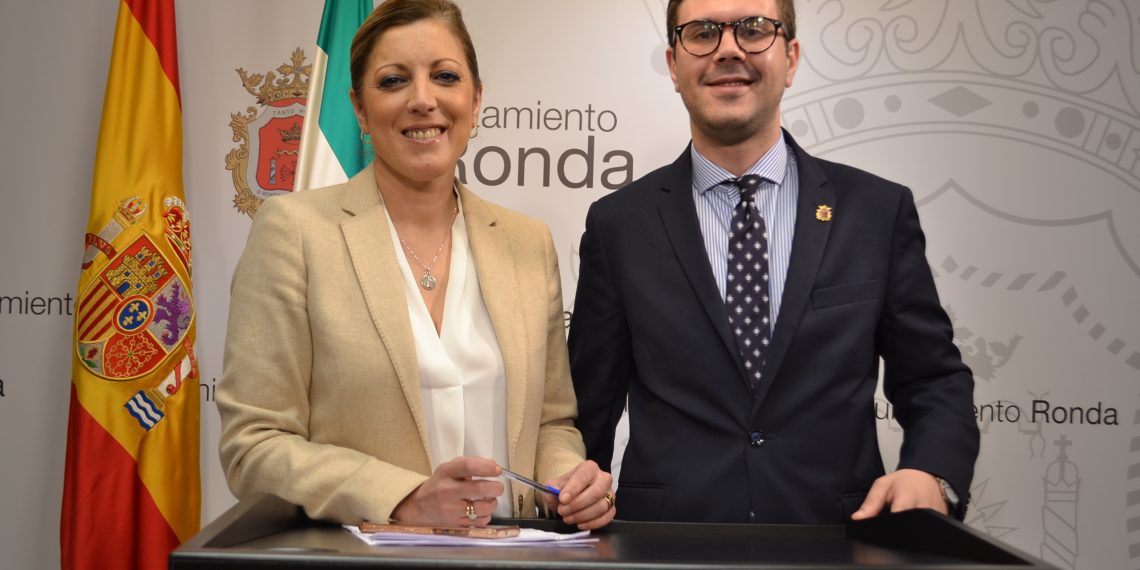 EL AYUNTAMIENTO LLEVARÁ A PLENO LA LIQUIDACIÓN DE LA DEUDA CON LA UMA Y LA PARTIDA PARA OBRAS EN EL COLEGIO ‘JUAN CARRILLO’