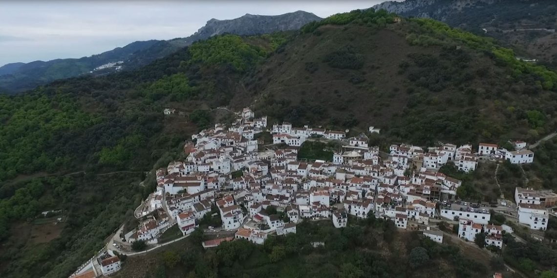 BENALAURÍA IMPULSA LA CREACIÓN DE NEGOCIOS EN EL PUEBLO