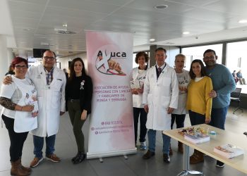 El Área Sanitaria Serranía de Málaga acoge tres mesas informativas de la Asociación de Ayuda a Personas con Cáncer y Familiares