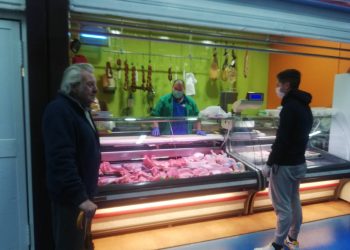 El Mercado de Abastos mantiene el 90% de sus puestos abiertos