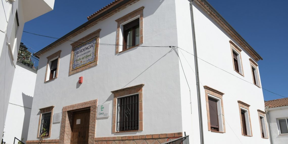 LA RESIDENCIA DE FARAJÁN SUSPENDE LAS VISITAS A SUS USUARIOS