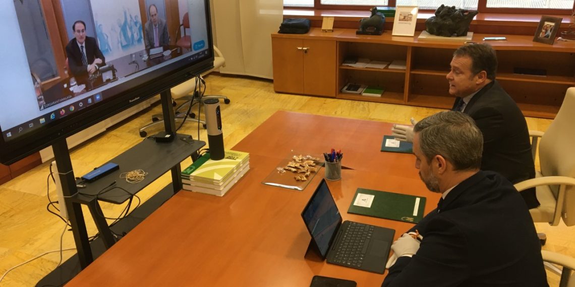 Autónomos y pymes podrán pedir préstamos de hasta 50.000 euros garantizados al 100%