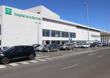 Fallece en el Hospital de la Serranía el turista estadounidense diagnosticado con COVID-19