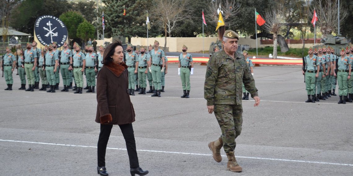 La ministra de Defensa se desplaza a Ronda con motivo del centenario de La Legión