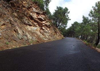 PUJERRA FINALIZÓ EL ASFALTADO DEL TERCER TRAMO DEL CAMINO DE LAS ALLANADILLAS