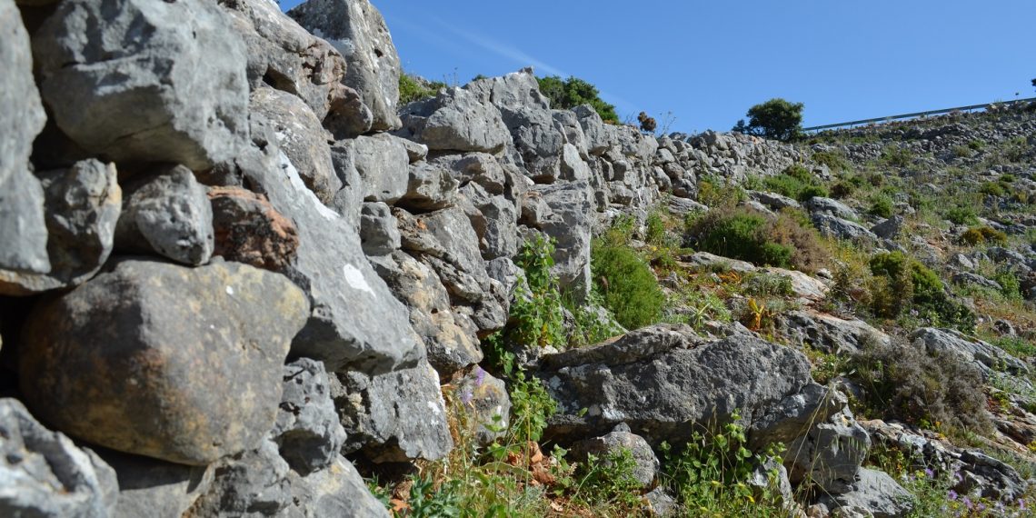 EL MURO DE LOS FRANCESES DE ALPANDEIRE, UN SINGULAR VESTIGIO DEL PASADO