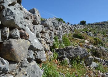 EL MURO DE LOS FRANCESES DE ALPANDEIRE, UN SINGULAR VESTIGIO DEL PASADO