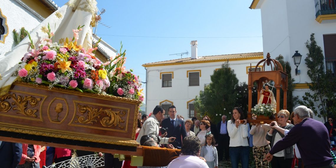 LA SEMANA SANTA DE PUJERRA Y EL HUERTO DEL NIÑO