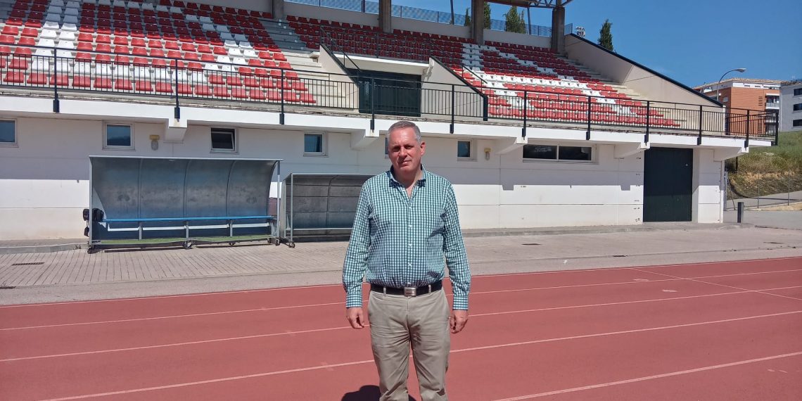 EL AYUNTAMIENTO ABRE LA PISTA DE ATLETISMO PARA DEPORTISTAS FEDERADOS CON TODAS LAS MEDIDAS DE SEGURIDAD