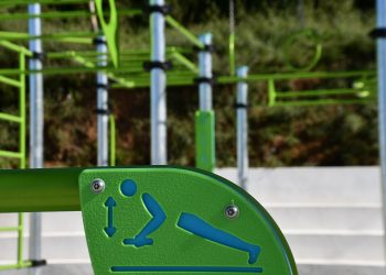 JUBRIQUE CONCLUYE LA CREACIÓN DE UN PARQUE DE CALISTENIA